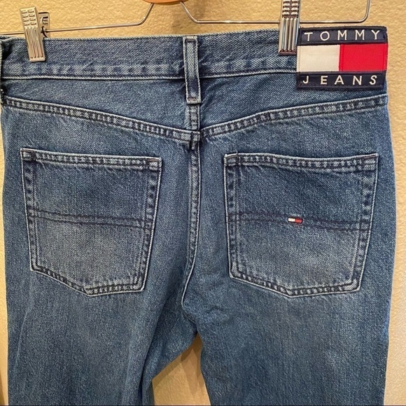 TOMMY HILFIGER Blue Girlfriend Crop Distressed Ripped Jeans Size 27 - Picture 7 of 12